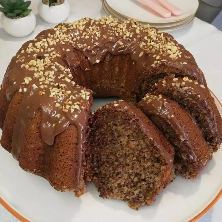 cayli-havuclu-kek