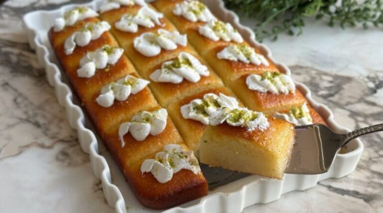 Yogurt-Tatlisi-Tarifi-Nasil-Yapilir-1024x576-1-800x445
