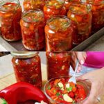 PAPRIKE SA BELIM LUKOM (AL DENTE) PO MENI OVO JE NAJBOLJI RECEPT ZA SPREMANJE BARENE PAPRIKE ZA ZIMU.
