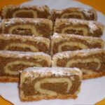 MALE PRHKE 0RAHNJAČE…K0LAČ je vrlo izdašan, jer ga ima PUN0 za narezati