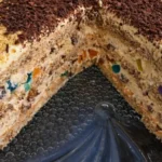 BOGATA STARINSKA POSLASTICA: TORTA RUSKA SALATA